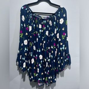 Terra & Sky Plus Size 2X Floral Smocked Blouse